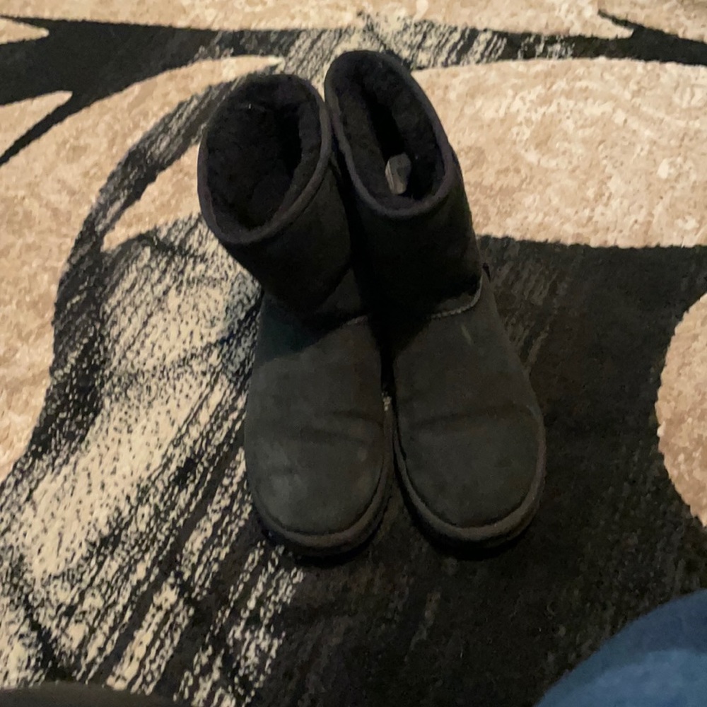 Ugg’s boots mid calf